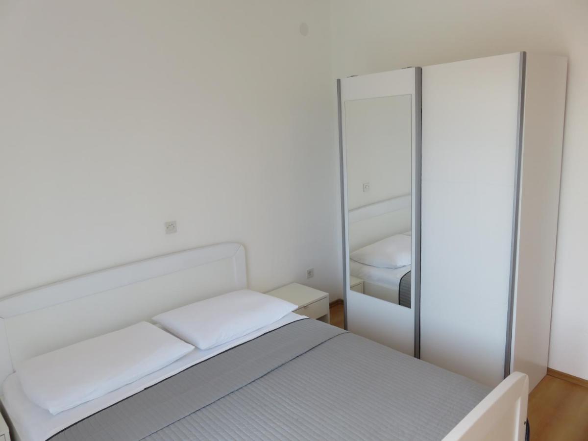 Apartmani Mm Stari Grad Kültér fotó